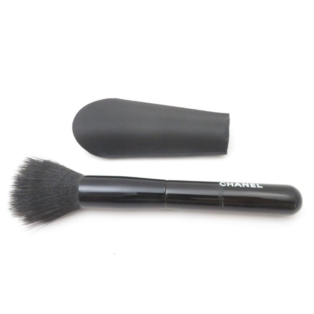 パンソー エストンプ タン N°102 ファンデーション ブラシ（メイク