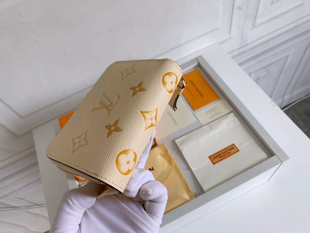 専用出品　ルイヴィトン　モノグラム　ジッピー　コインケース 限定】LOUIS VUITTON ジッピーコインパース (Louis Vuitton