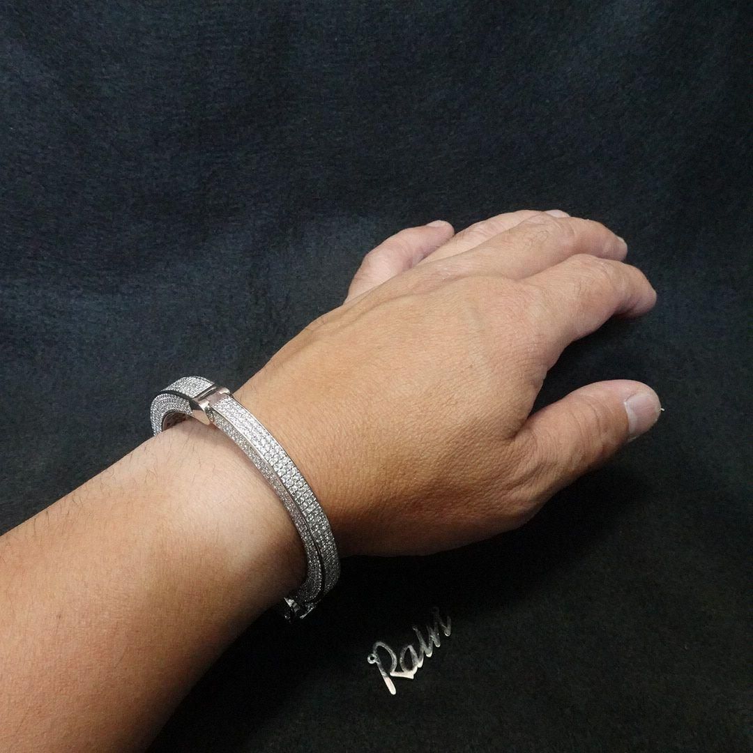 【ハード】手錠 handcuff  ブレスレット ブリンブリン ハード】手錠 handcuff ブレスレット ブリンブリン - メルカリ
