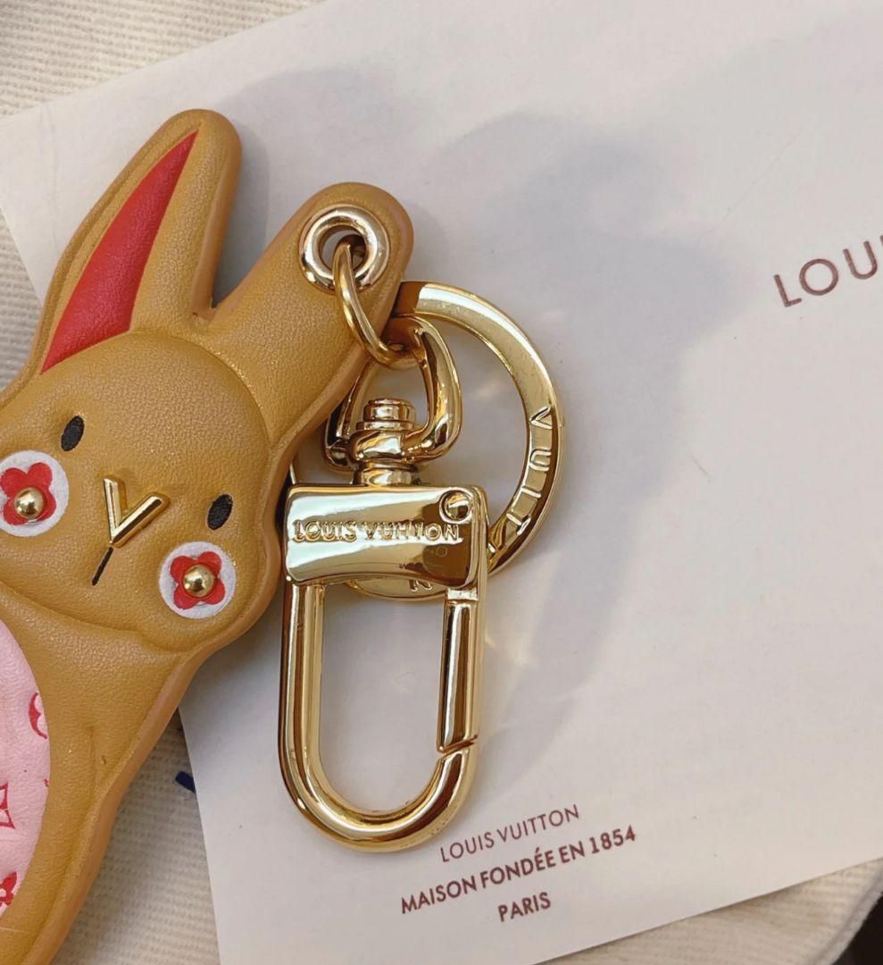 美品 ルイヴィトン ルト クレ LV ・ バニー キーホルダー@-