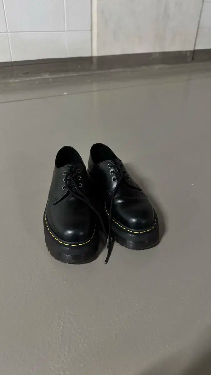 ジャン・コクトー『舞台裏魂の夜通し』両面摺りリトグラフに手彩色入り