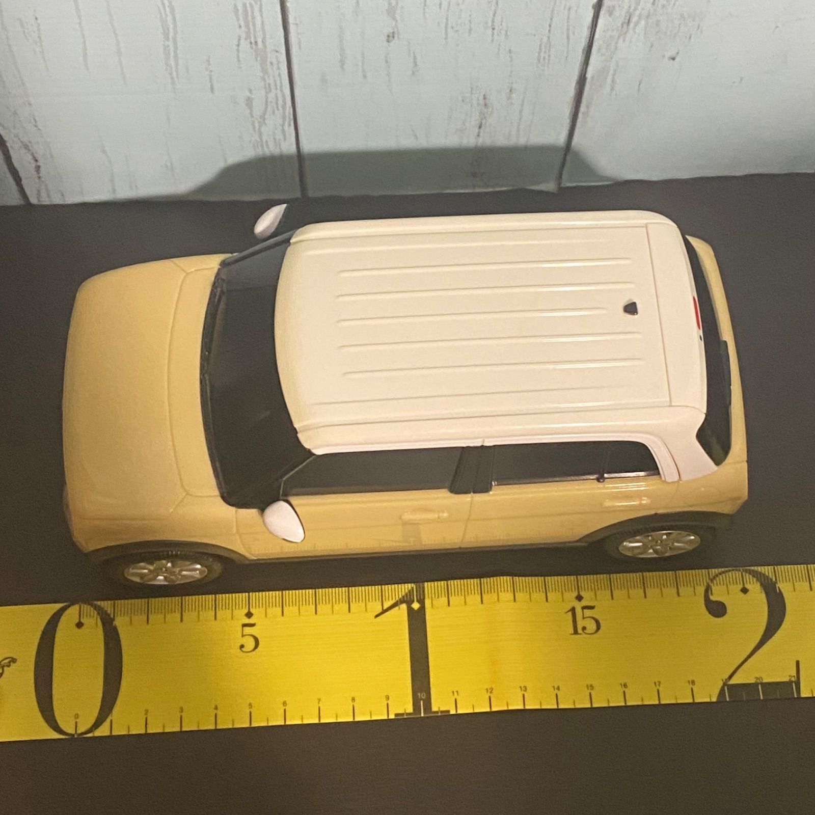 非売品 1/18 スズキ ラパン Lapin カラーサンプル ミニカー - メルカリ