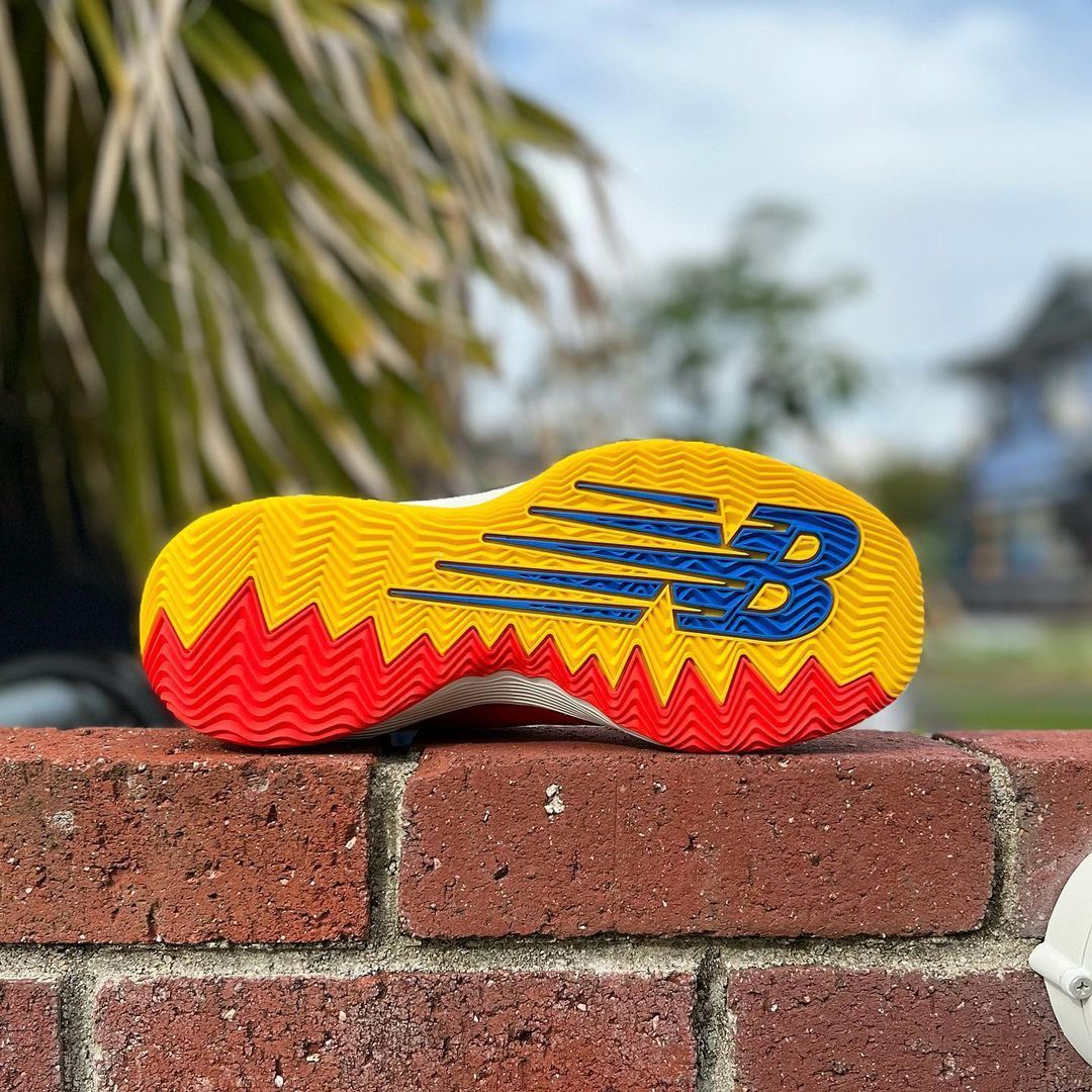 NEW BALANCE FUELCELL HESI LOW F1 ニューバランス バッシュ