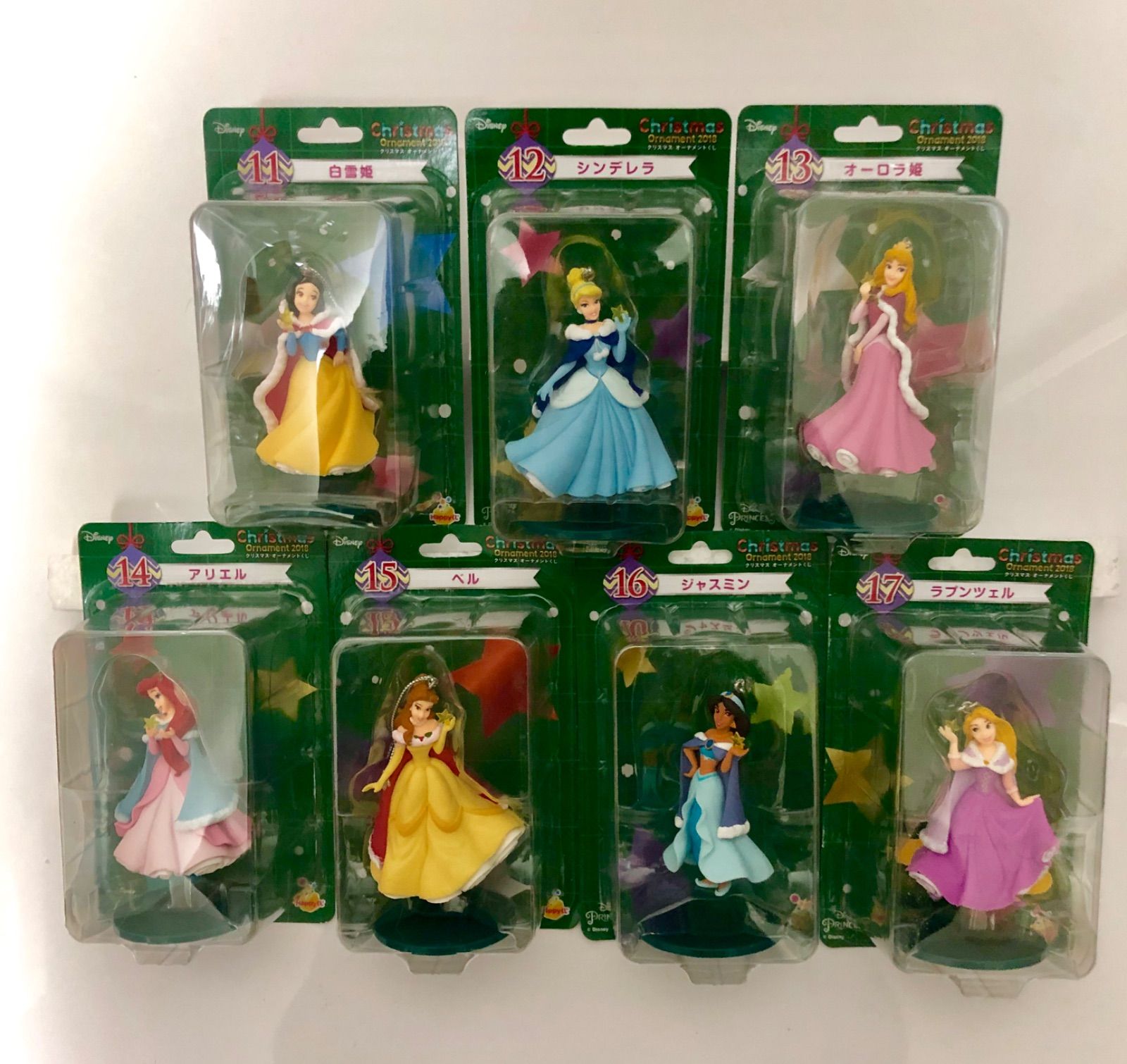 ディズニー オーナメントフィギュア 20体コンプリート＋バッヂ8