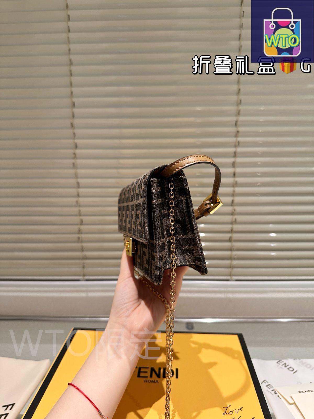 今日特価】Chic Fendi チックフェンディ クロスバッグ - メルカリ
