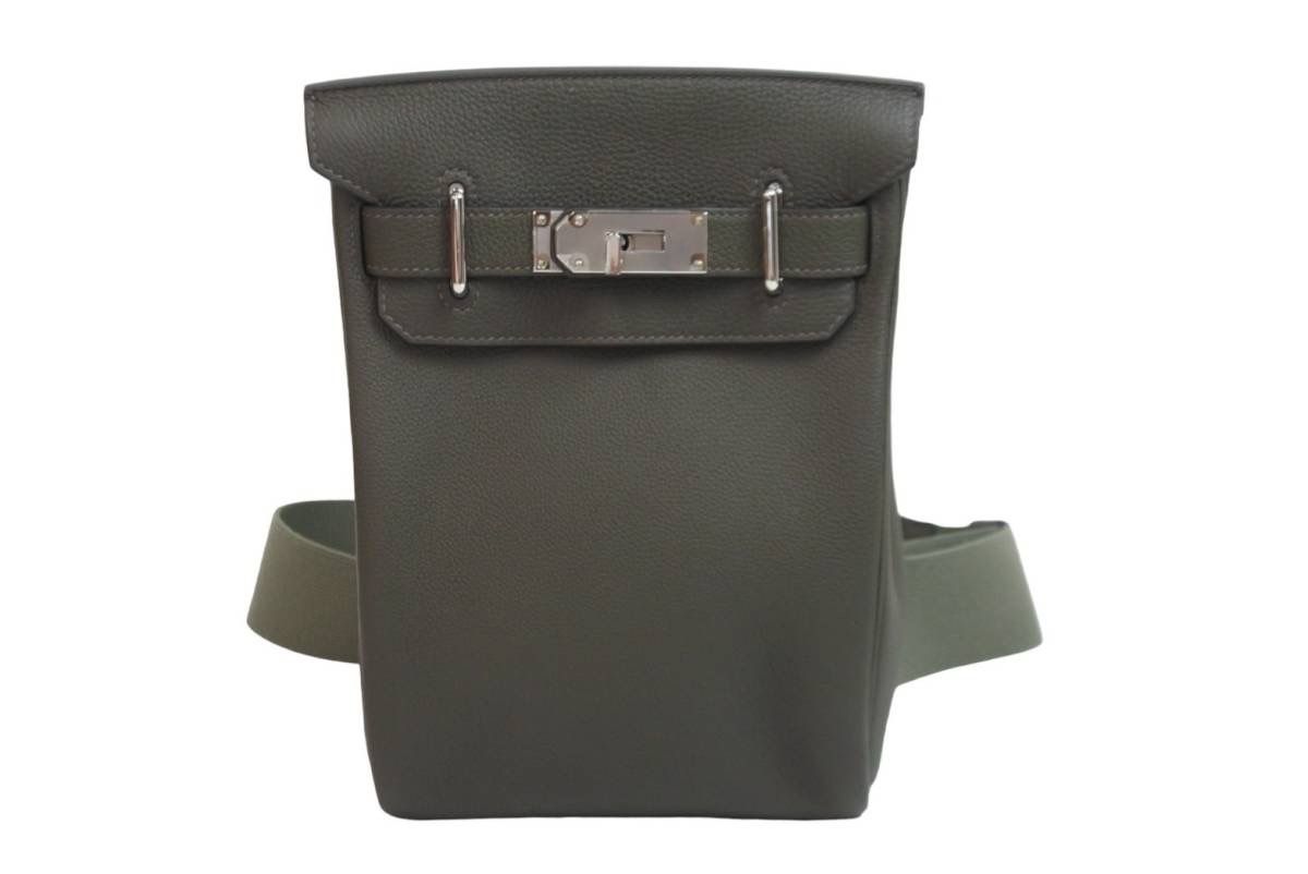 新品同様 エルメス HERMES アッカドPM U刻印 ワンショルダーバッグ 