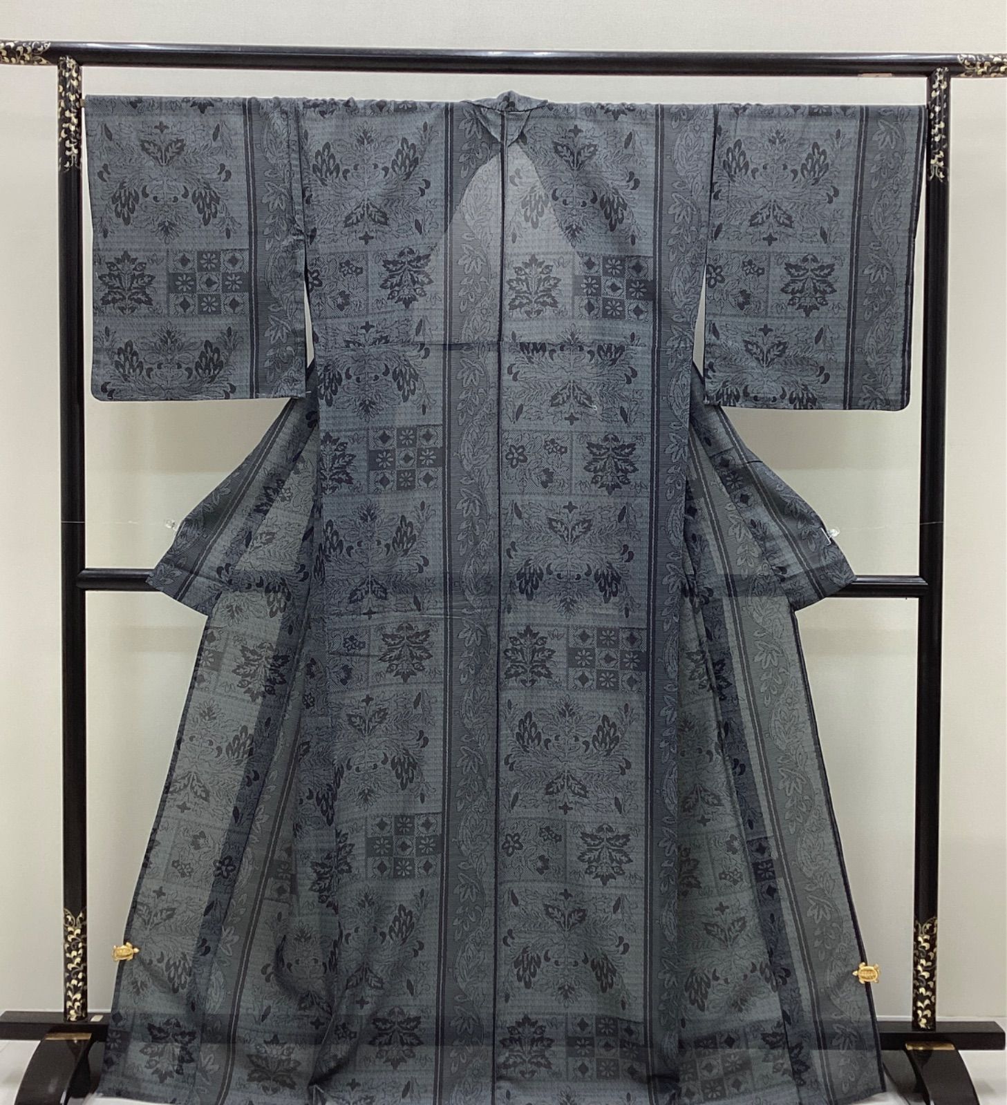 【未使用　しつけ糸付き】　洗える着物　夏着物　小紋　絽　幾何学に霰　銀河 楽天市場】[夏きもの] 洗える 夏着物 絽 江戸小紋 毛万筋 空色 M L