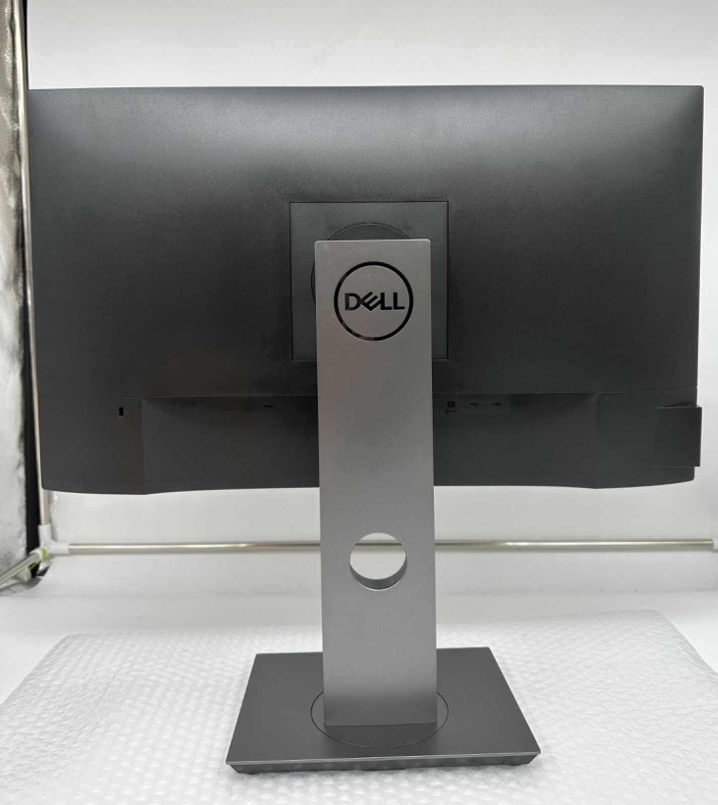 DELL P2419HC プロフェッショナル 23.8インチUSB-Cモニタ 51i9FXVLGfL._UF1000,1000_QL80_.jpg