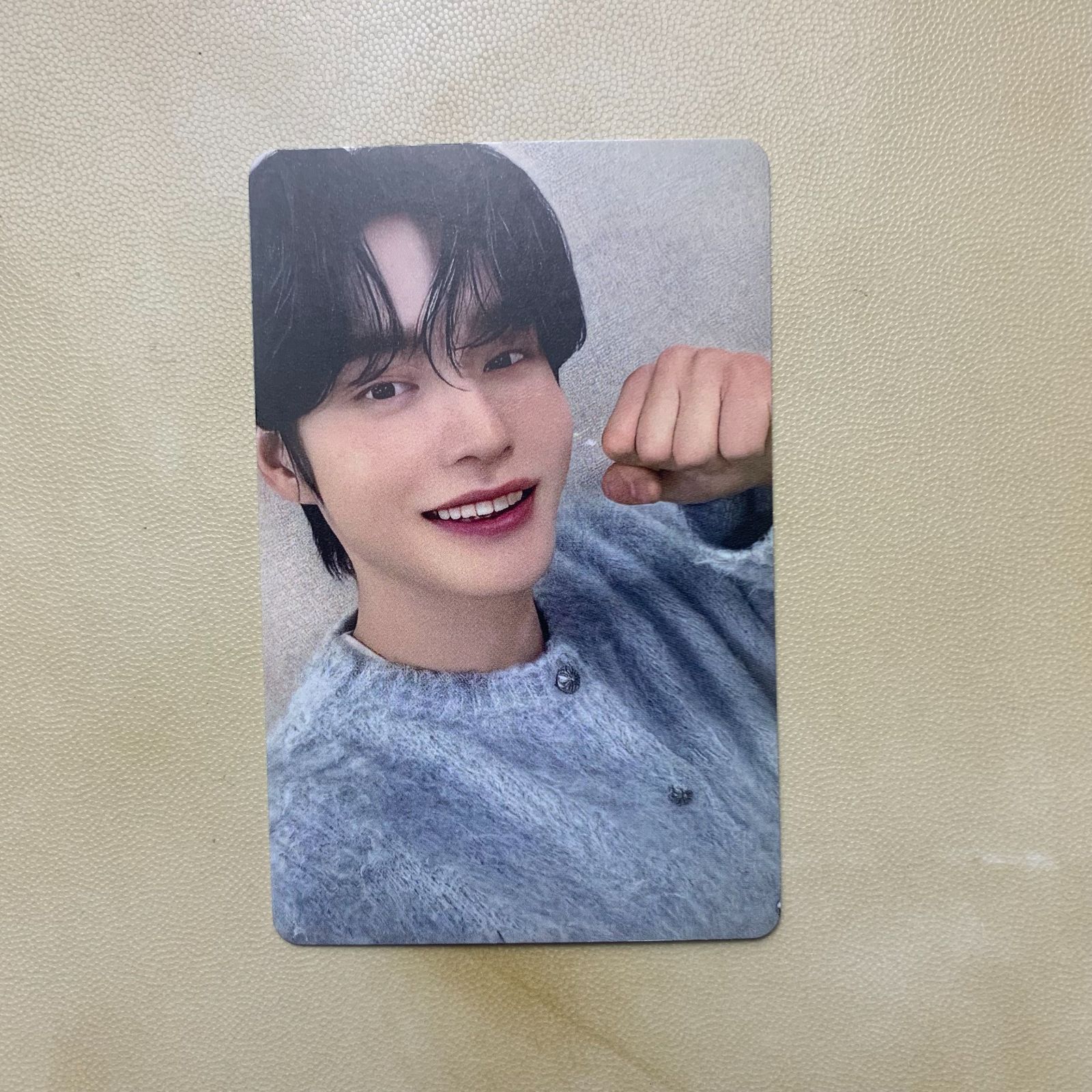 匿名配送 ZEROBASEONE PREZENT ZB1 キムジウ ン B賞 勝ち ゼベワン あっち向いてホイ トレカ