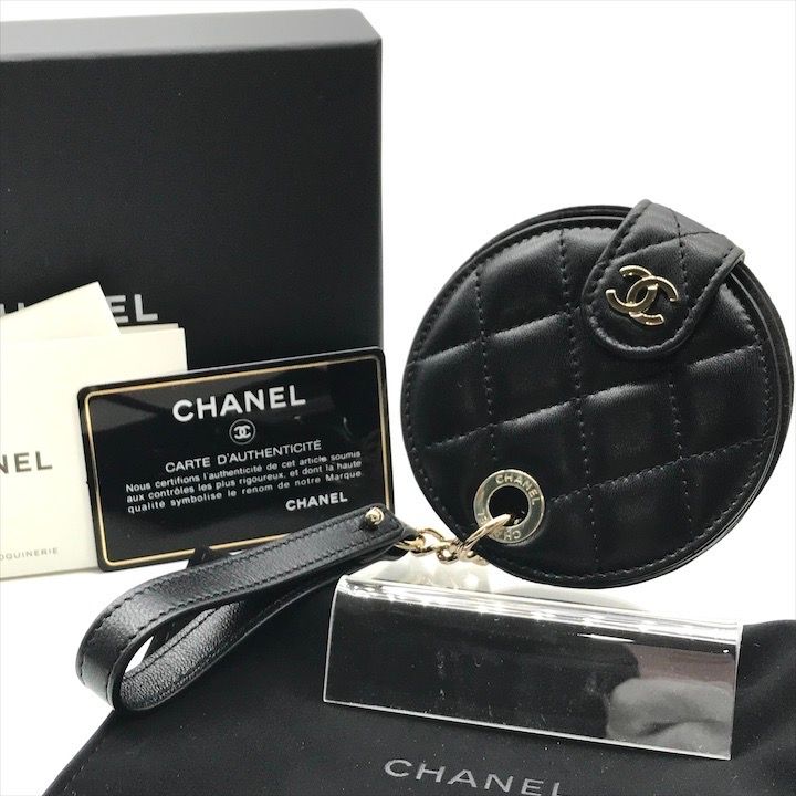 超美品 CHANEL シャネル ココマーク マトラッセ ラムスキン ネームタグ バッグチャーム ブラック a4686 | Shop at  Mercari from Japan! | Buyee