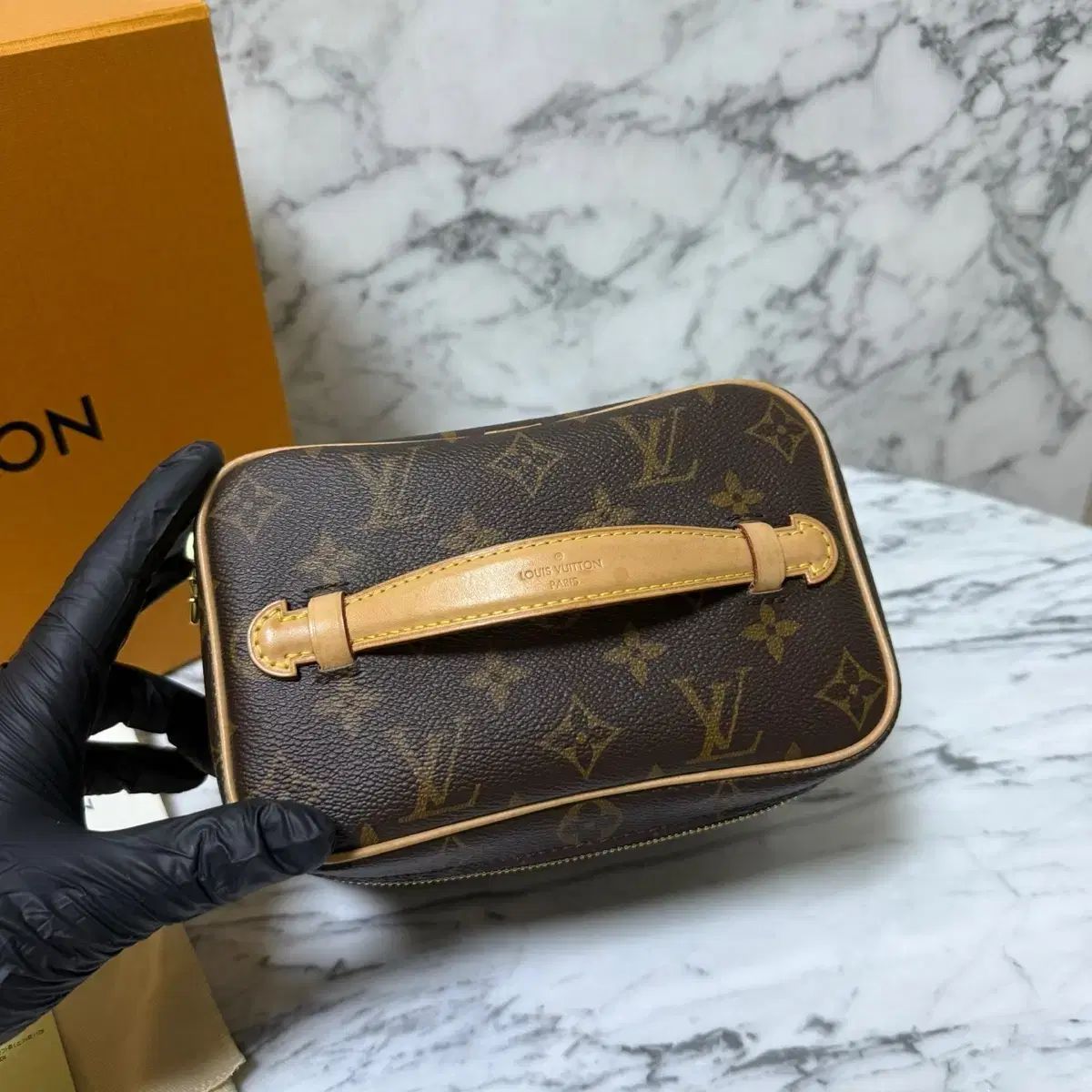 OS Louis Vuitton(ルイヴィトン) いいね ミニ モノグラム ポーチ