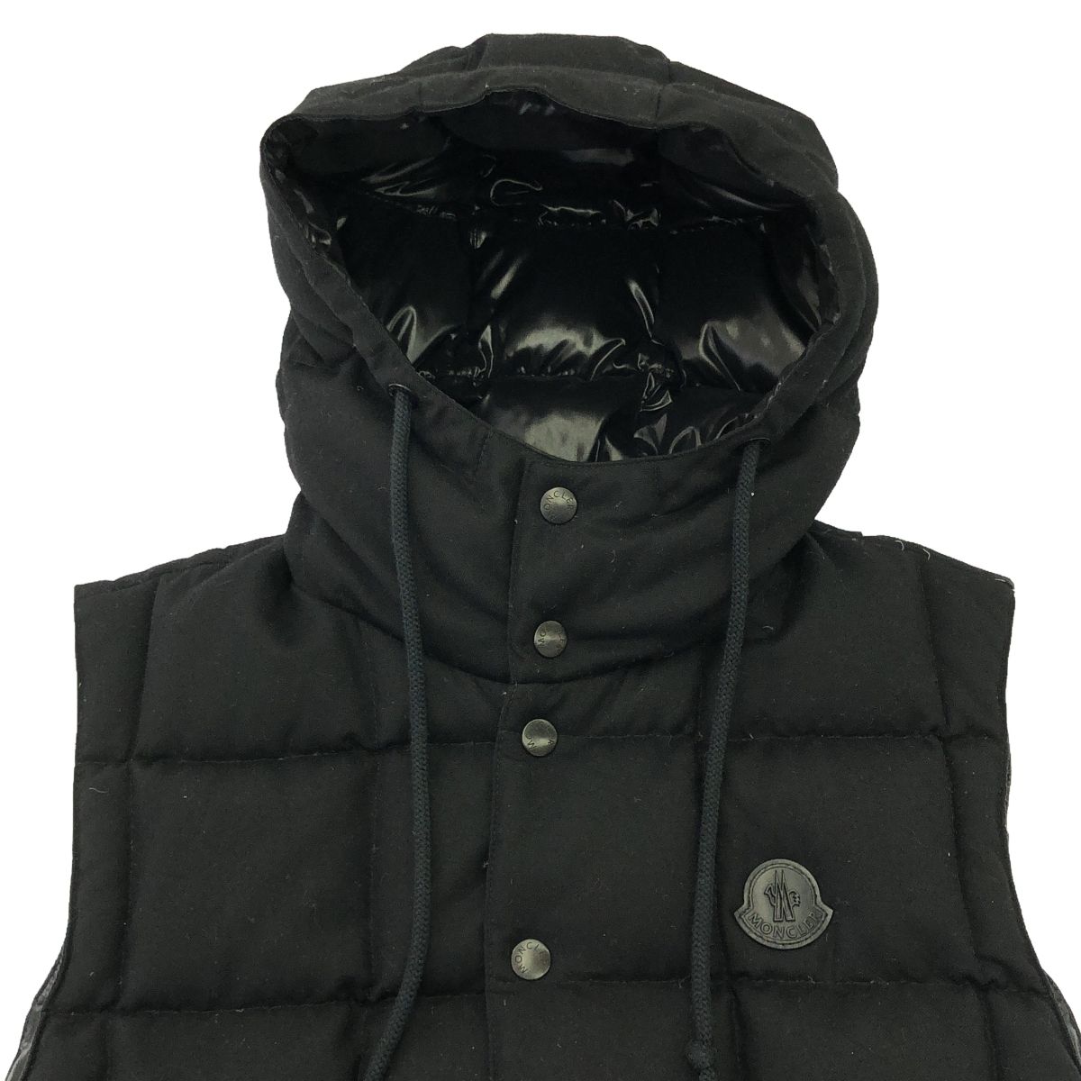 MONCLER モンクレール BARNEYS NEWYORK 銀座10周年限定モデル CHARTR 