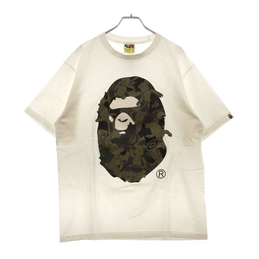 A BATHING APE (アベイシングエイプ) × MEDICOM TOY メディコムトイ ベアブリック サルカモ柄 半袖Tシャツ カットソー ホワイト/カーキ