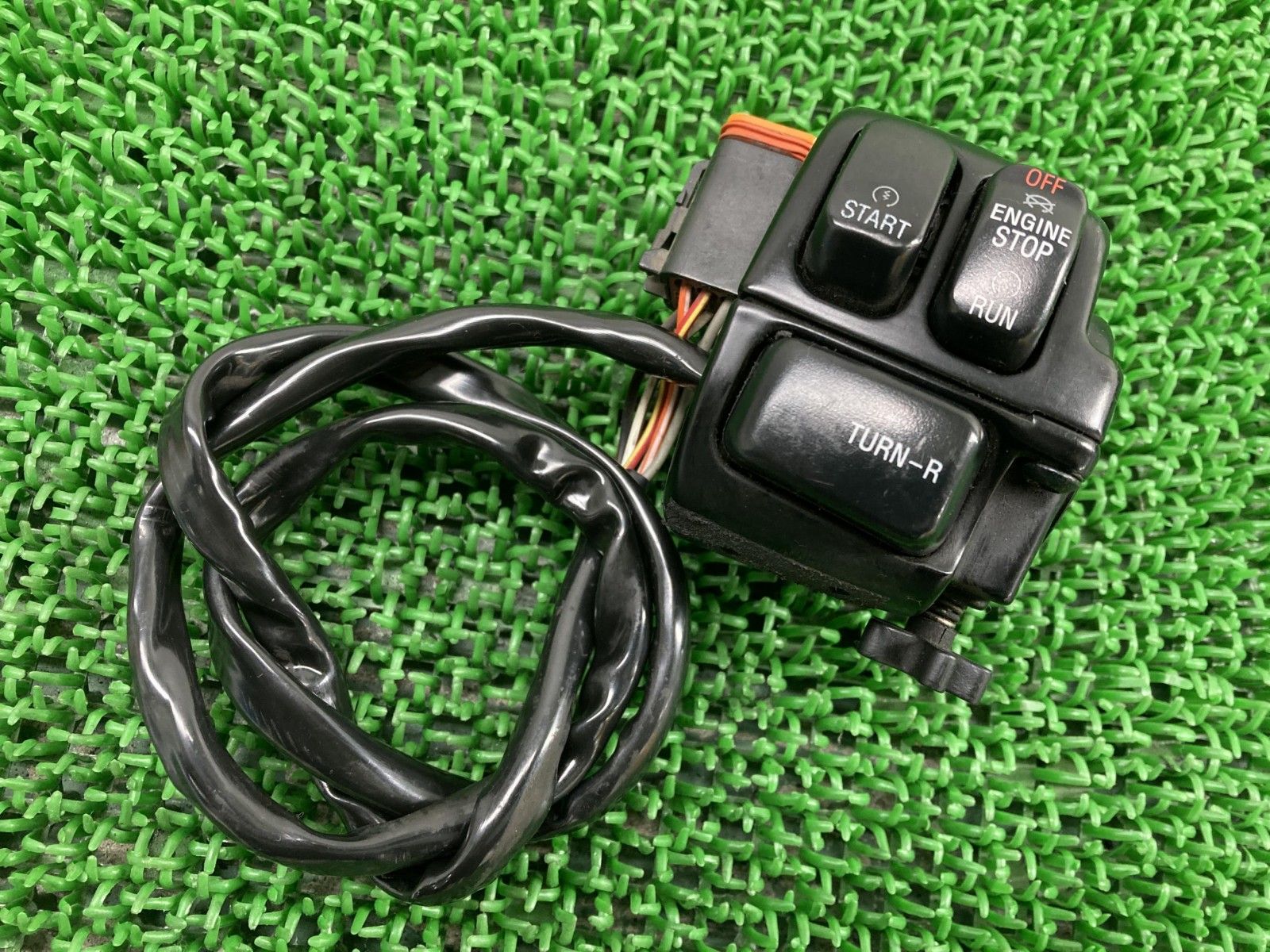 ソフテイル ハンドルスイッチ 右 ハーレー 純正 バイク 部品 エボ EVO TC88 FLST FXST 車検 Genuine iA