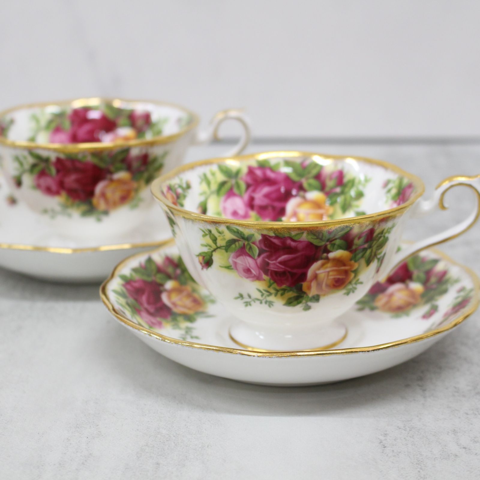 誠実】 値下【美品】ROYALALBERT Old Country Rose カップ 2 食器