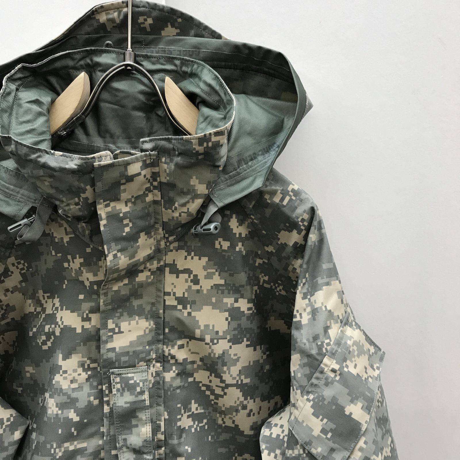 物流センター】 中古 その他アウター 美品 米軍 ECWCS GENⅡ GORE-TEX