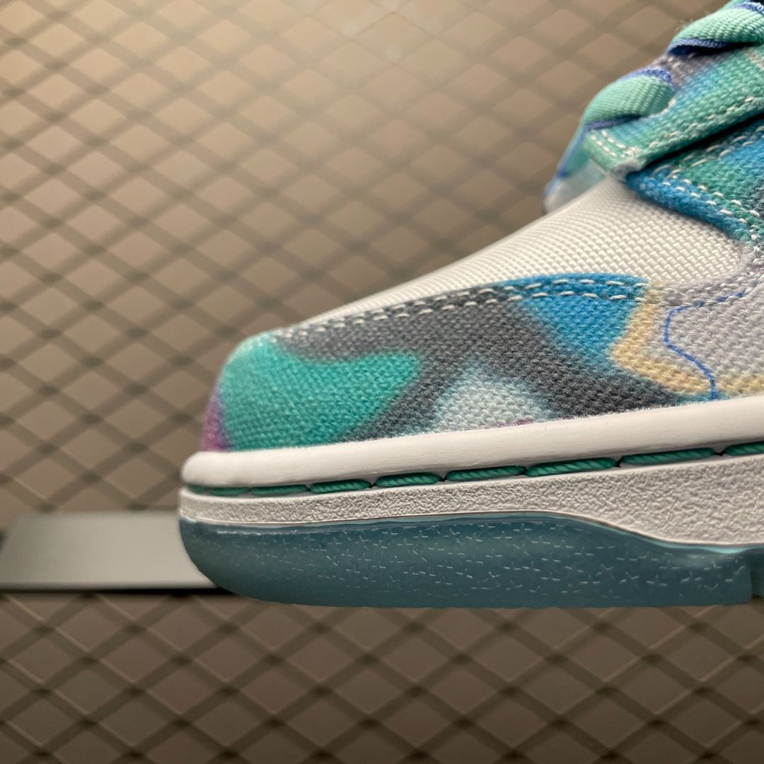 Nike SB Dunk Low "White and Geode Teal フューチュラ × ナイキ SB ダンク ロー "ホワイト アンド ジオードティール ナイキ