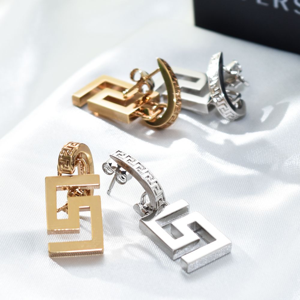 ピアス ゴールド