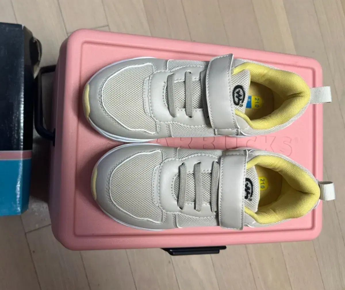 キッズスニーカー ( 210 ) 新品