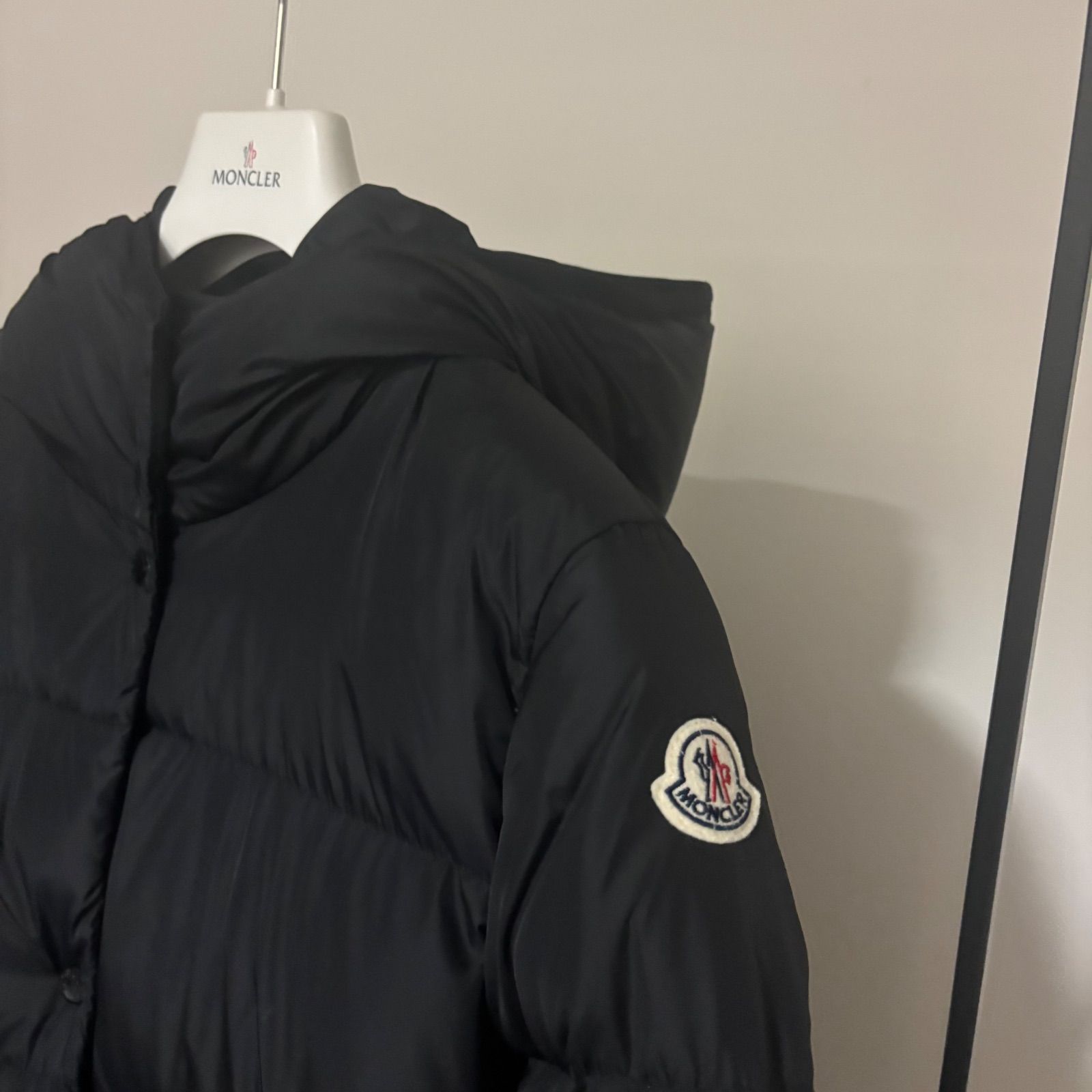 【新品】MONCLER BURGAUX ダウンジャケット MONCLER ロングダウンジャケット 「BURGAUX」 – COLDBECK ONLINE