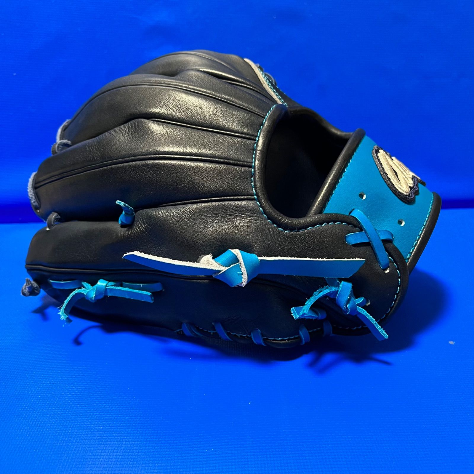 クランプスclampsトレーニンググラブ 軟式硬式兼用 内野用