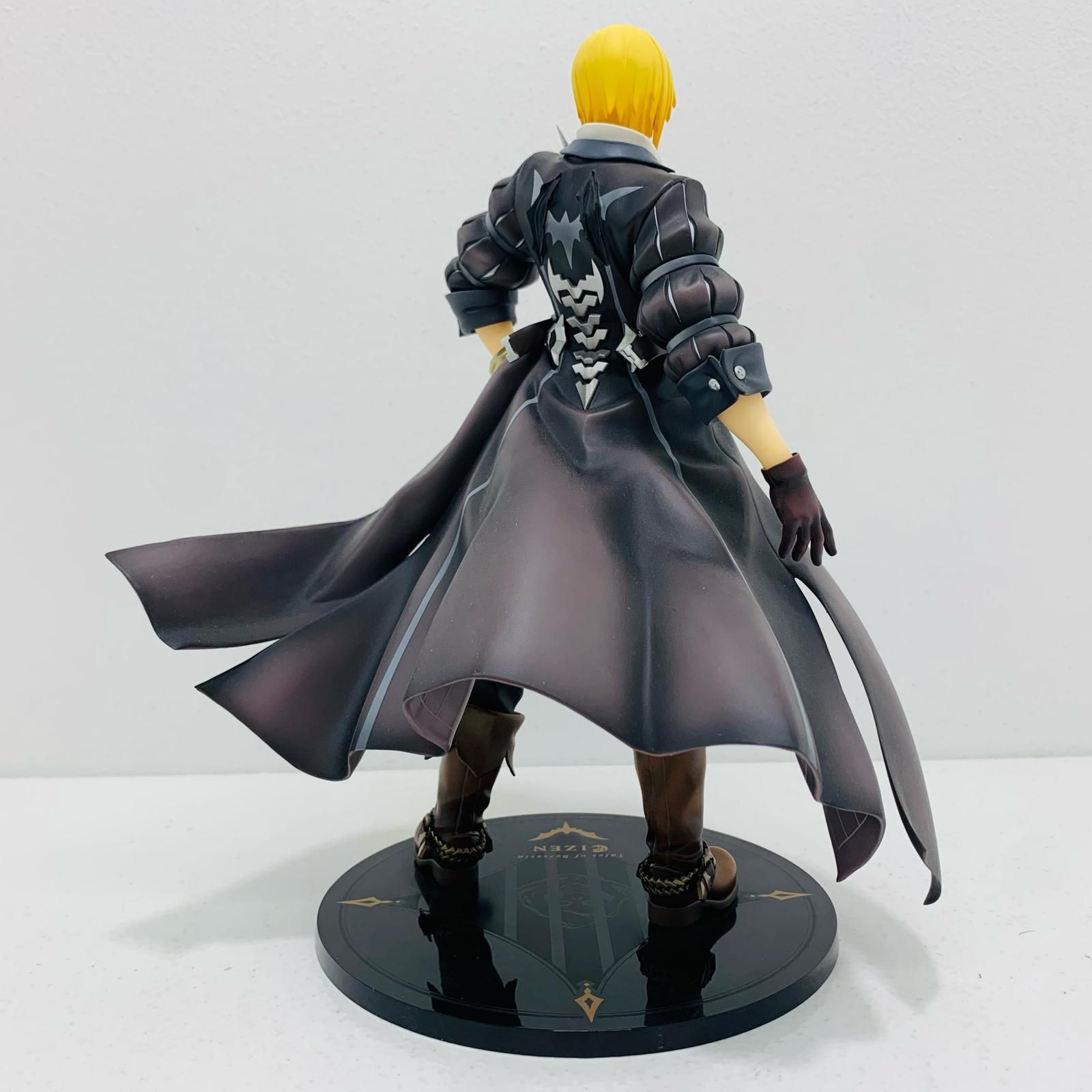 【飾磨店】 中古 フィギュア テイルズオブベルセリア アイゼン 1/8PVC製塗装済み完成品 あみあみ＆ア 【713】 飾磨店】 中古 フィギュア テイルズオブベルセリア アイゼン