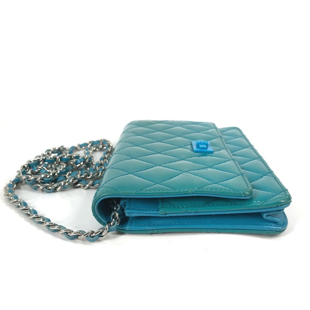 CHANEL シャネル ショルダーバッグ マトラッセ キルティング エナメル