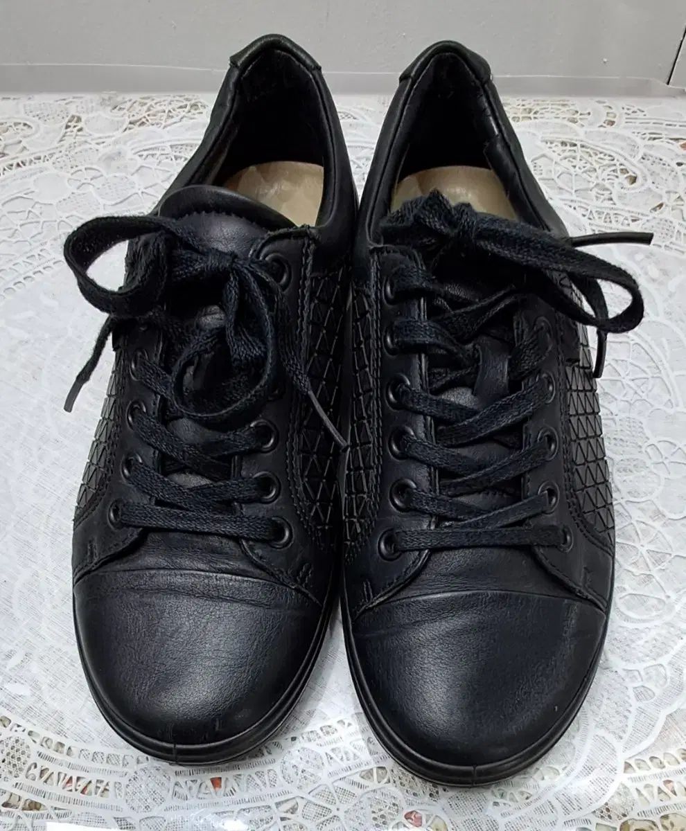 ecco スニーカーズ 37