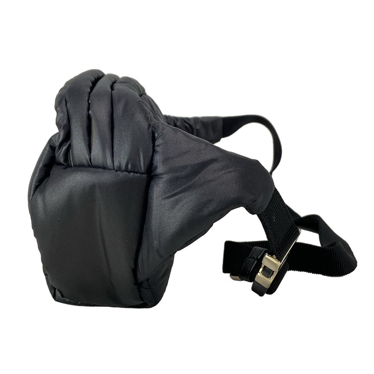 ウエストポーチ