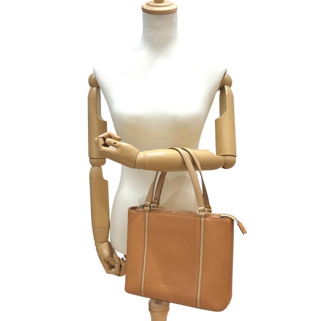 ☆美品☆ Burberry バーバリー ハンドバッグ レザー ノバチェック ロゴ