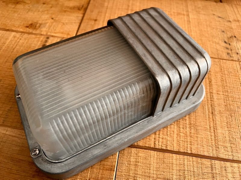 ビンテージ照明 壁付けライト フットランプ 足元照明 インダストリアル照明 デザイン照明 アンティークライト レトロ照明 表札ライト 玄関ライト 店舗照明 カフェ照明 フットライト