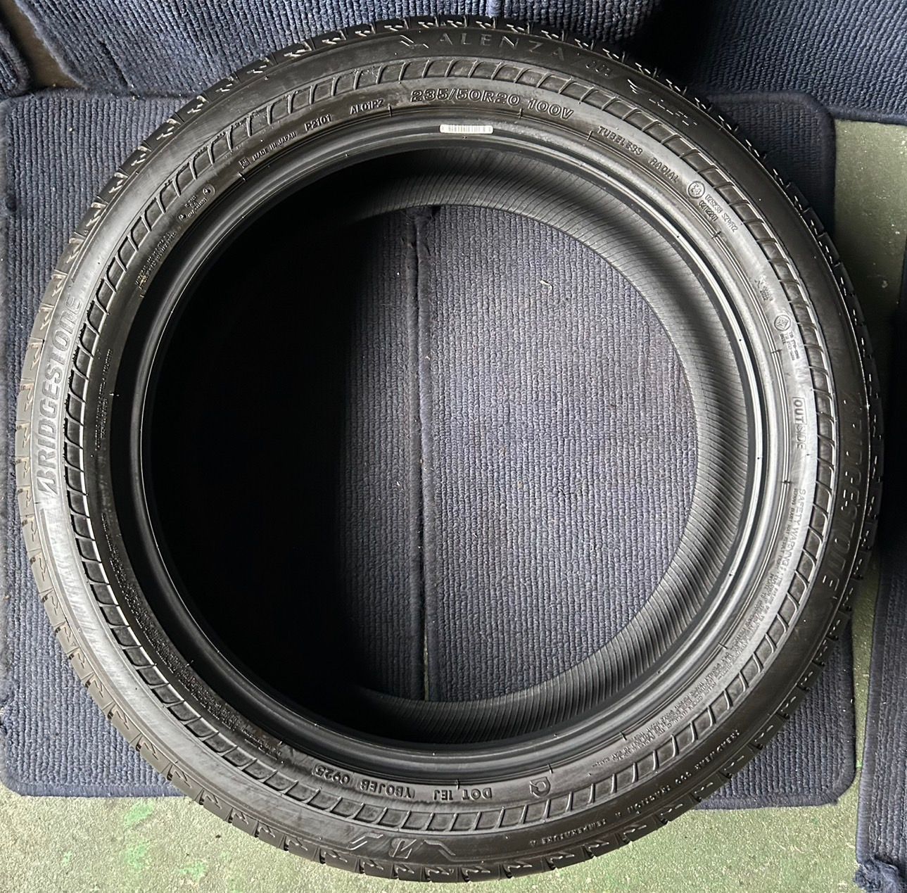 叶える 製造 溝8.5分山 BRIDGESTONE ALENZA 001 1本 235 50R20 ランフラット ASP3228