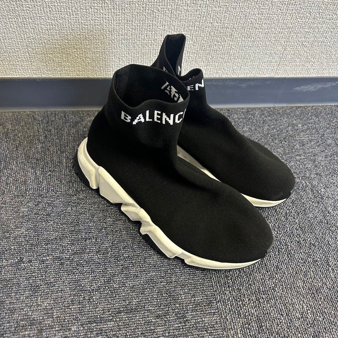 BALENCIAGA バレンシアガ ハイカットシューズ ソックス