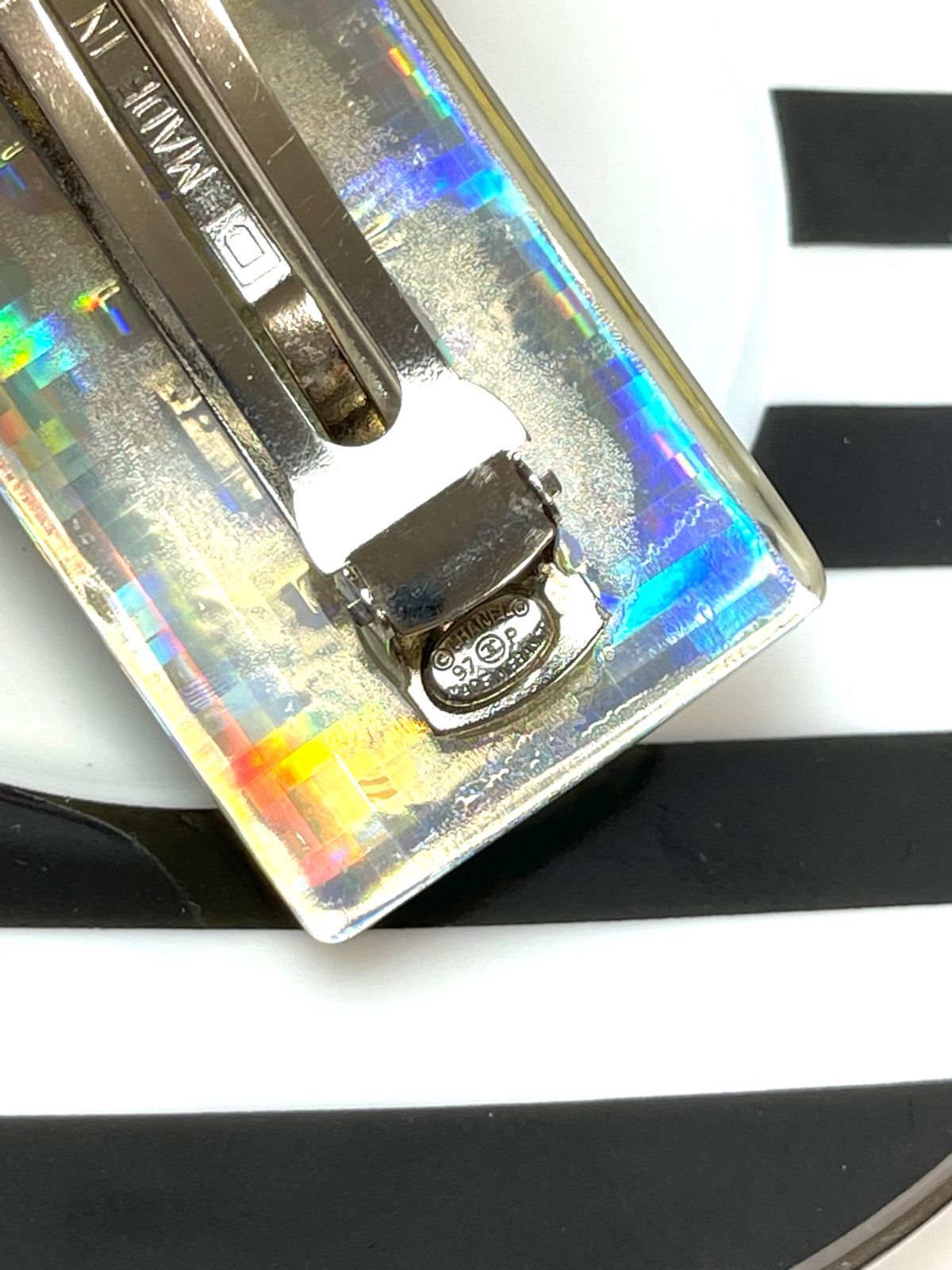 超美品◇本物◇CHANELシャネルホログラムマルチカラー