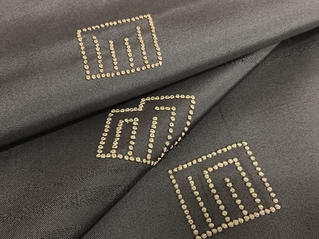 平和屋着物●本場染大島紬　訪問着　中国三大刺繍　汕頭刺繍　スワトウ刺繍　相良刺繍　源氏香　正絹　逸品　AAAW9139zg 平和屋着物○本場染大島紬 訪問着 中国三大刺繍 汕頭刺繍 スワトウ刺繍