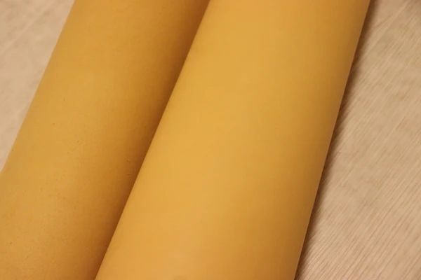 イエローキャメル 211ds ヌメ革 牛革 バングラデシュ レザー 素上げ はぎれ 一枚革 レザークラフト 革 皮 本革 diy 生地 材料