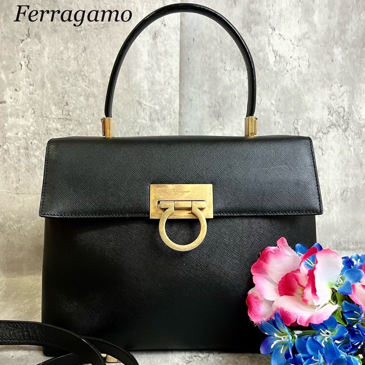 良品 Salvatore Ferragamo フォーマルバッグ ガンチーニ 黒