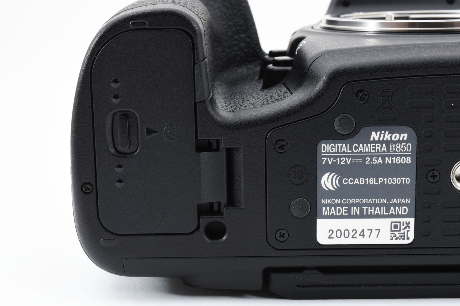 Nikon - ほぼ未使用 Nikon D850 ショット数775回 本箱 ボディ #7356 ほぼ未使用 Nikon D850 ショット数775回 本箱 ボディ #7356