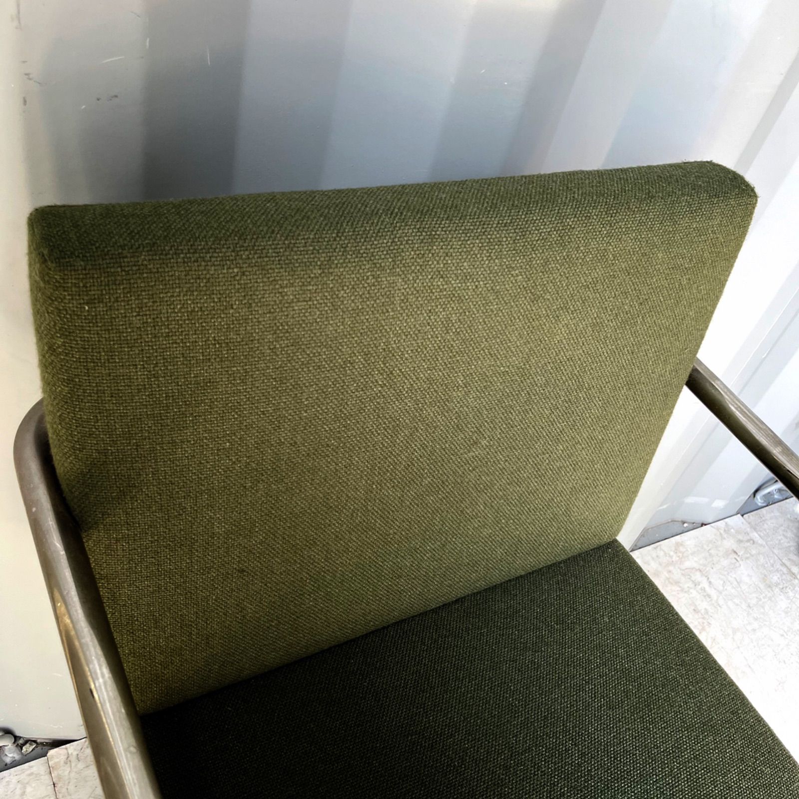 取付無料！ノール ブルーノ チューブラー グリーンファブリック アーム