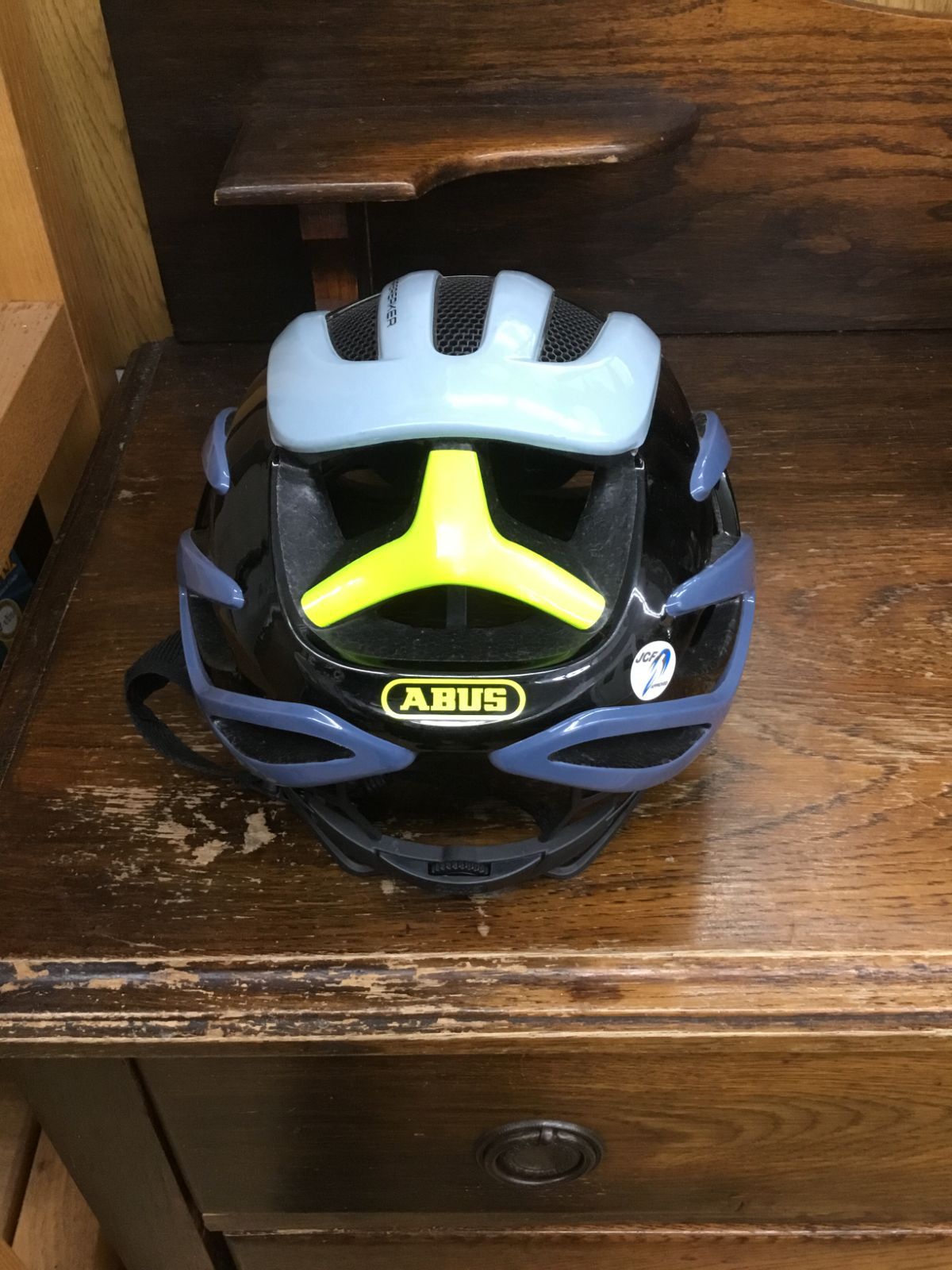 ABUS アブス AIRBREAKER エアブレイカー M サイズ LIGHTGREY ライト 