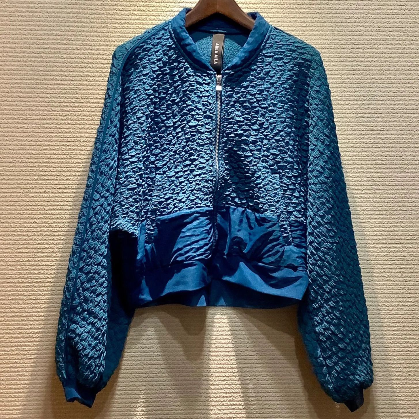 AULA AILA メッシュパーカー