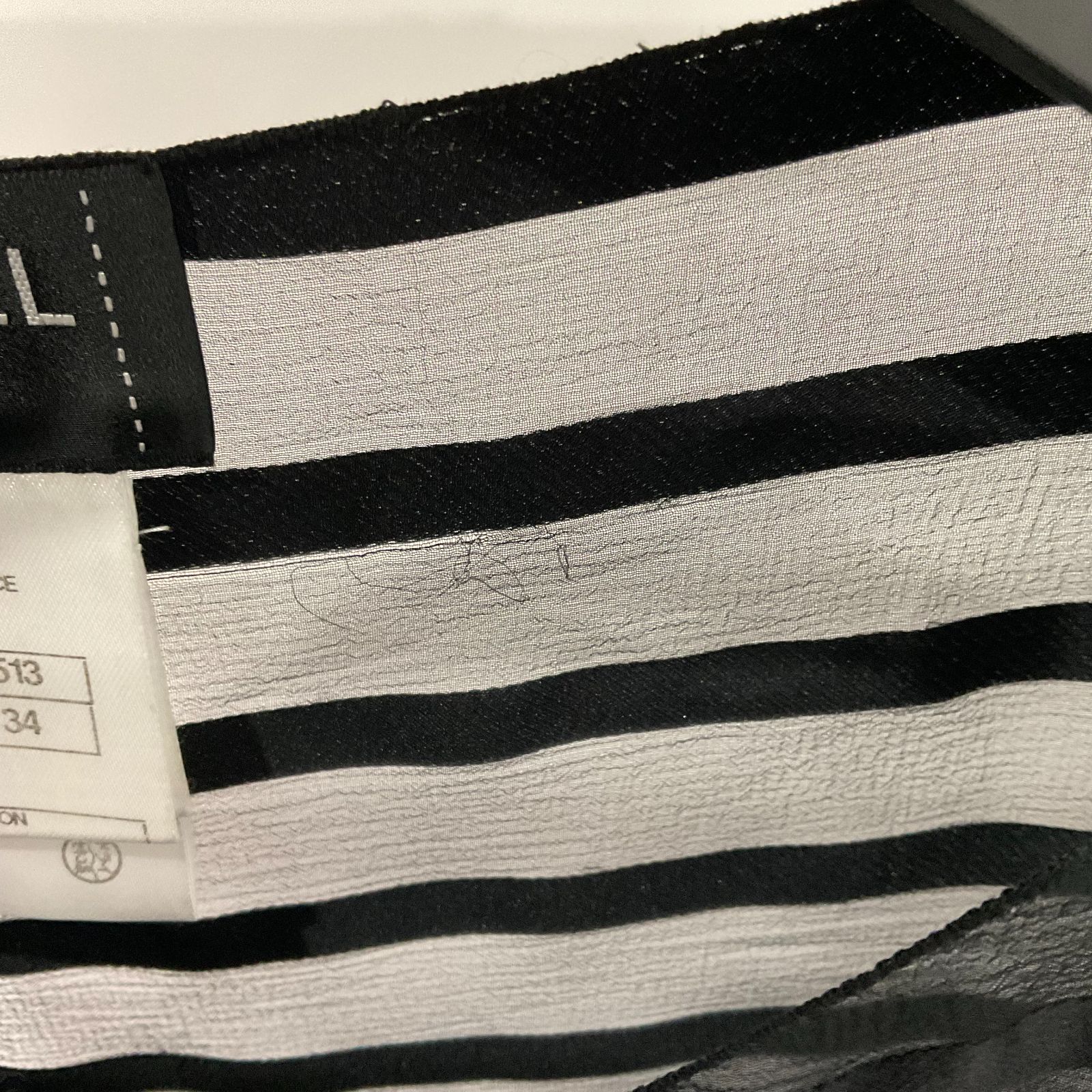 在りし日の CHANEL 長袖カットソー シルク シースルーボーダー トップス ブラック D25081568