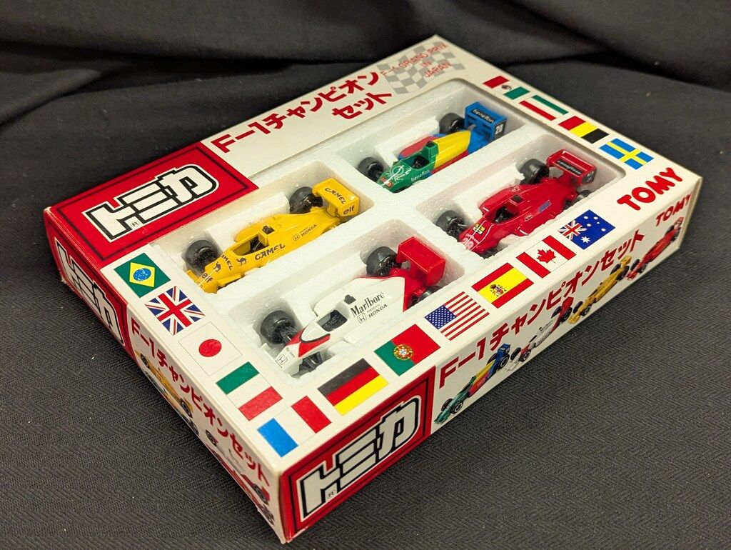 トミー トミカギフトセット日本製 F-1チャンピオンセット(4台