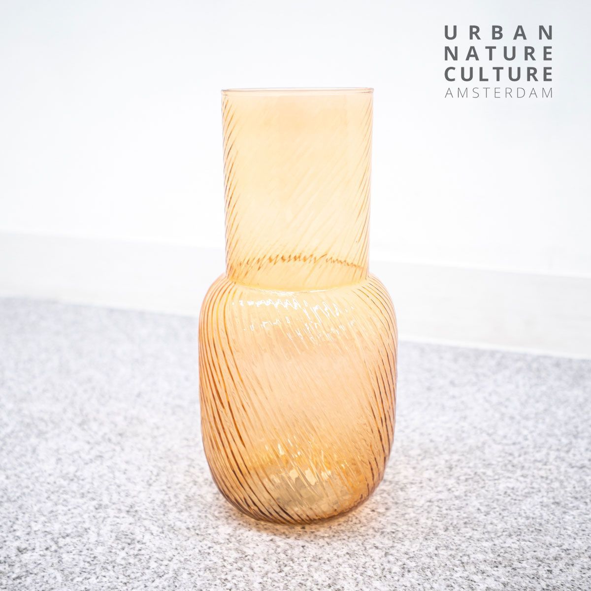 URBAN NATURE CULTURE アーバン ネイチャー カルチャー Vase Ara Papaya ベース パパイヤ 花瓶 フラワーベース ガラス オレンジ