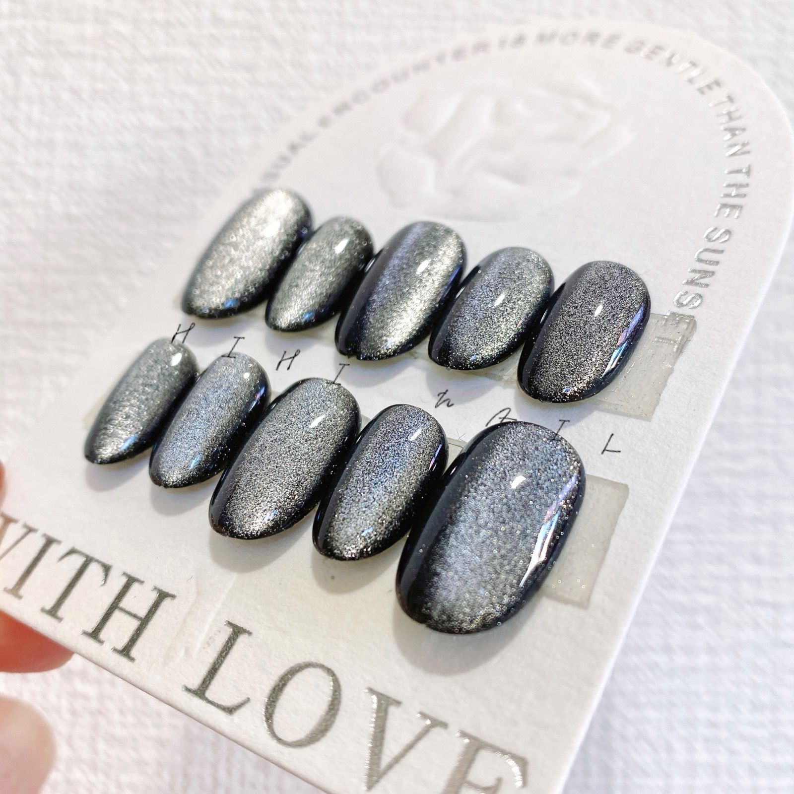 マグネットネイル 黒 ブラック ネイルチップ つけ爪 韓国 ワンホン