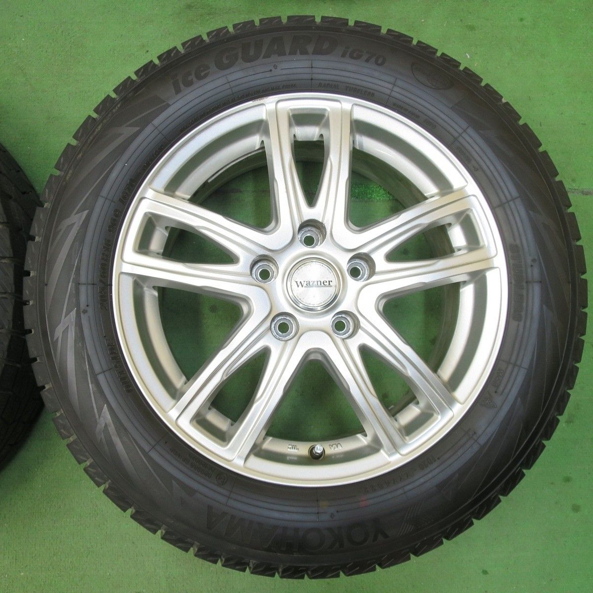 ヨコハマ　アイスガード ig70 205/60r16 22年製 アイスガード 7 国内正規品！ ヨコハマ セブン IG70 205/60R16