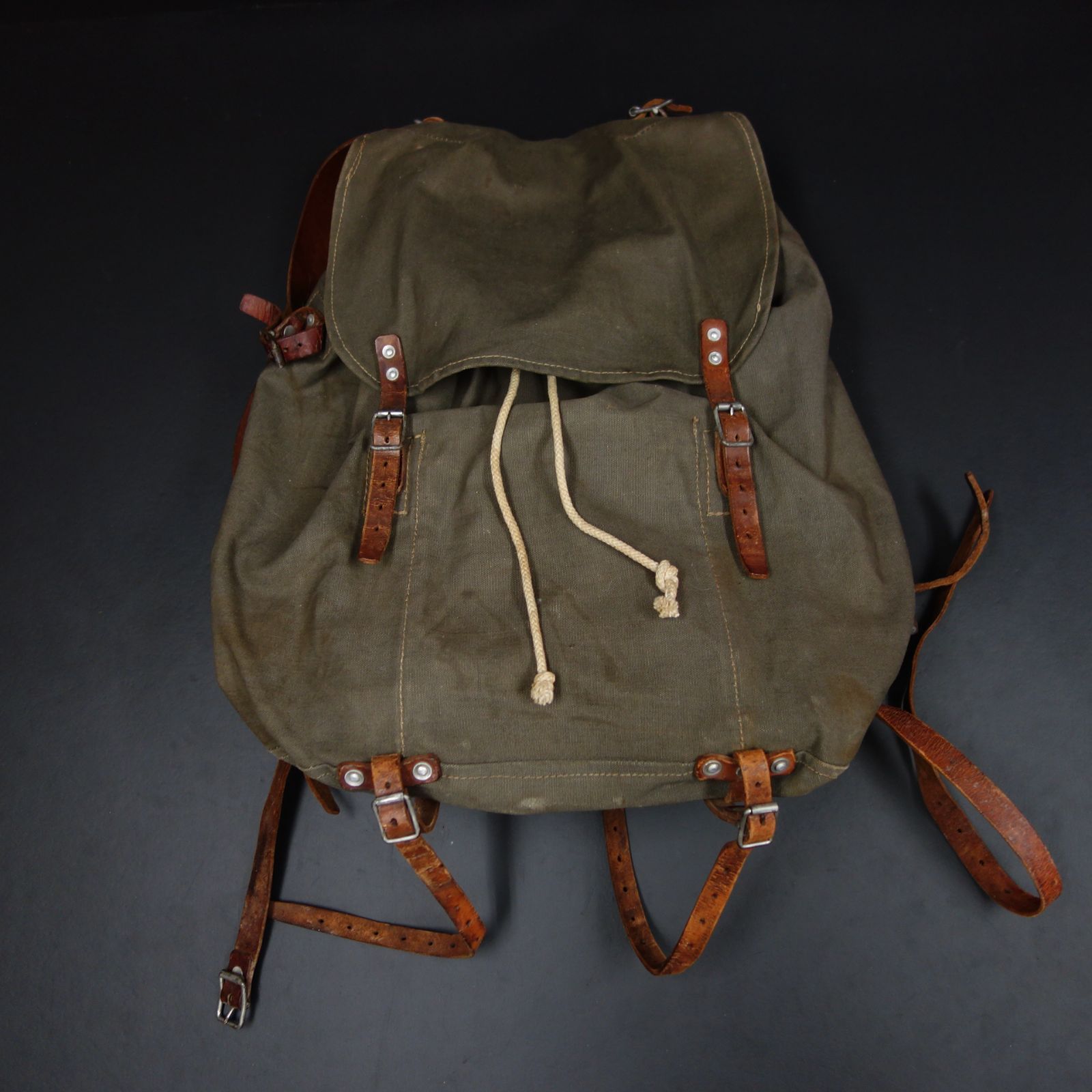 40s Vintage EUROアイテム☆スウェーデン軍 M39 バックパック 山岳部 