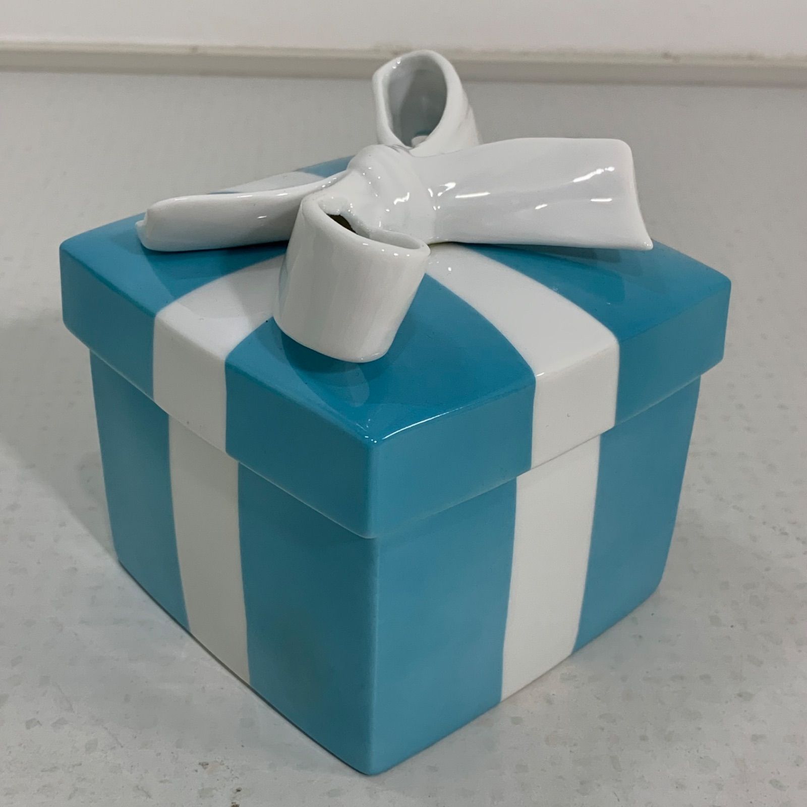 ティファニー ジュエリーケース Lボックス ラージ リボン