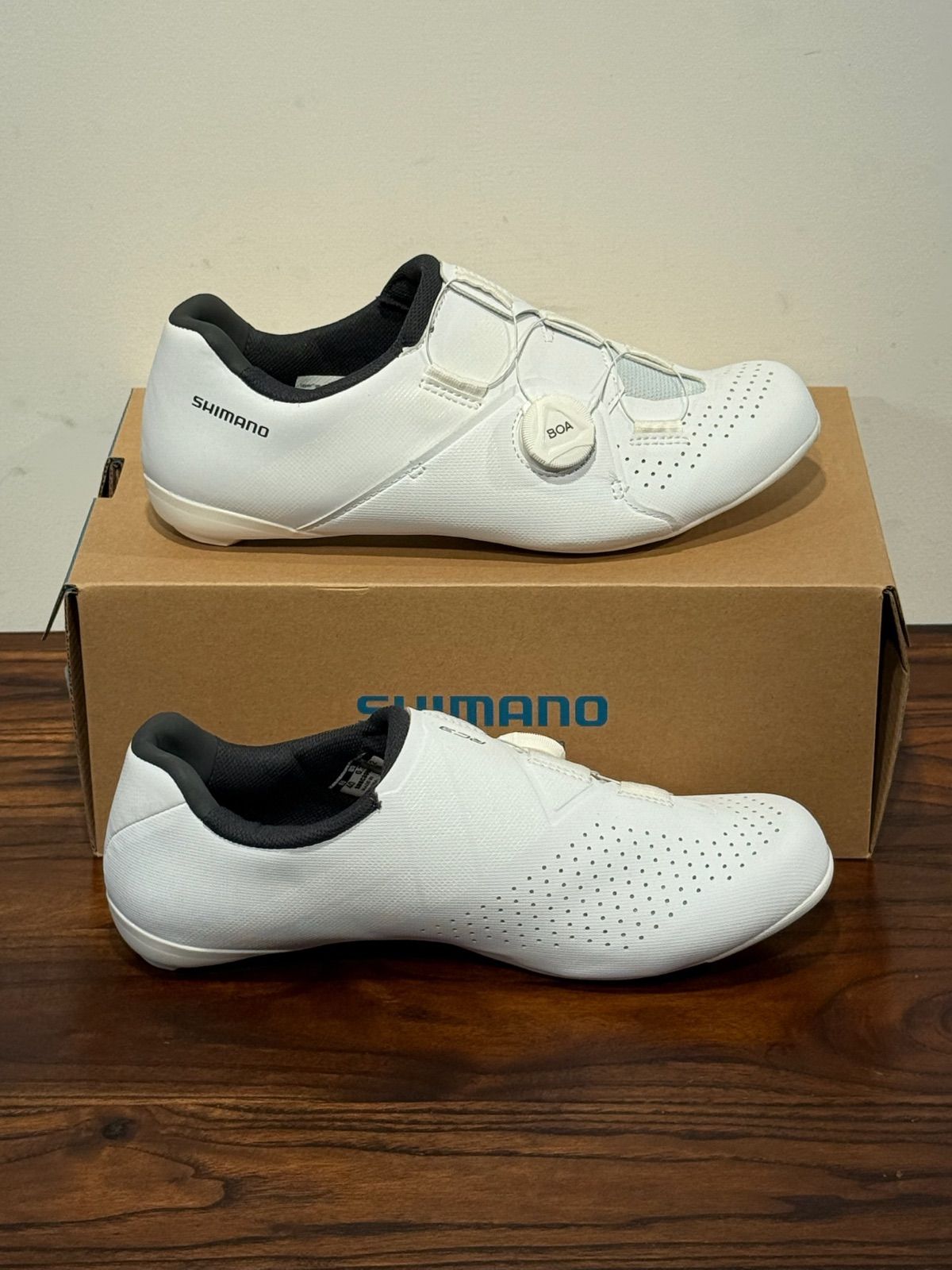 ♥ SHIMANO RC300 SPD-SL シューズ 店頭展示品 シマノ ビンディングシューズ 25cm 25.5cm 26cm 送料無料