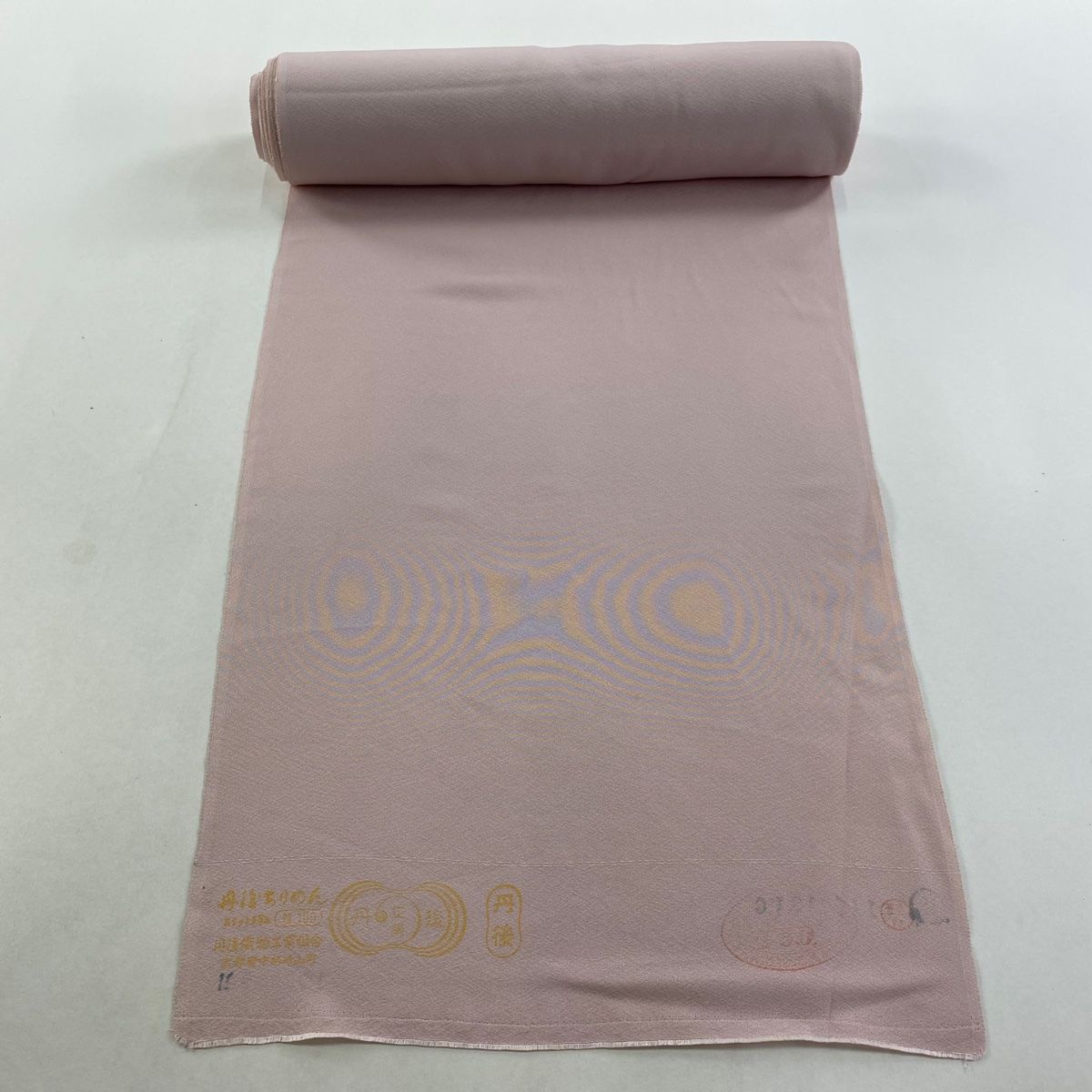 反物 秀品 付下げ 幾何学模様 金糸 薄ピンク 正絹